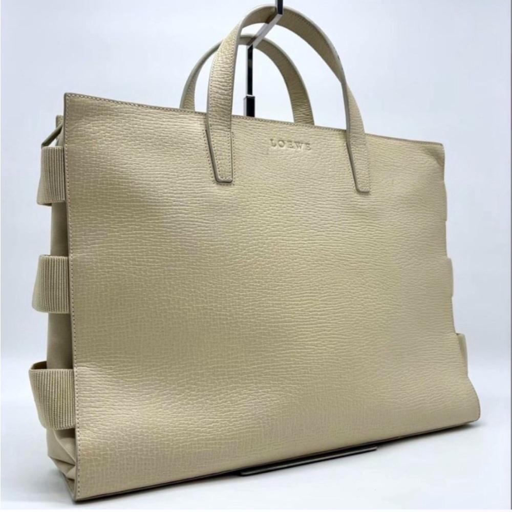 Loewe Vintage Cream Textured Leather Bag